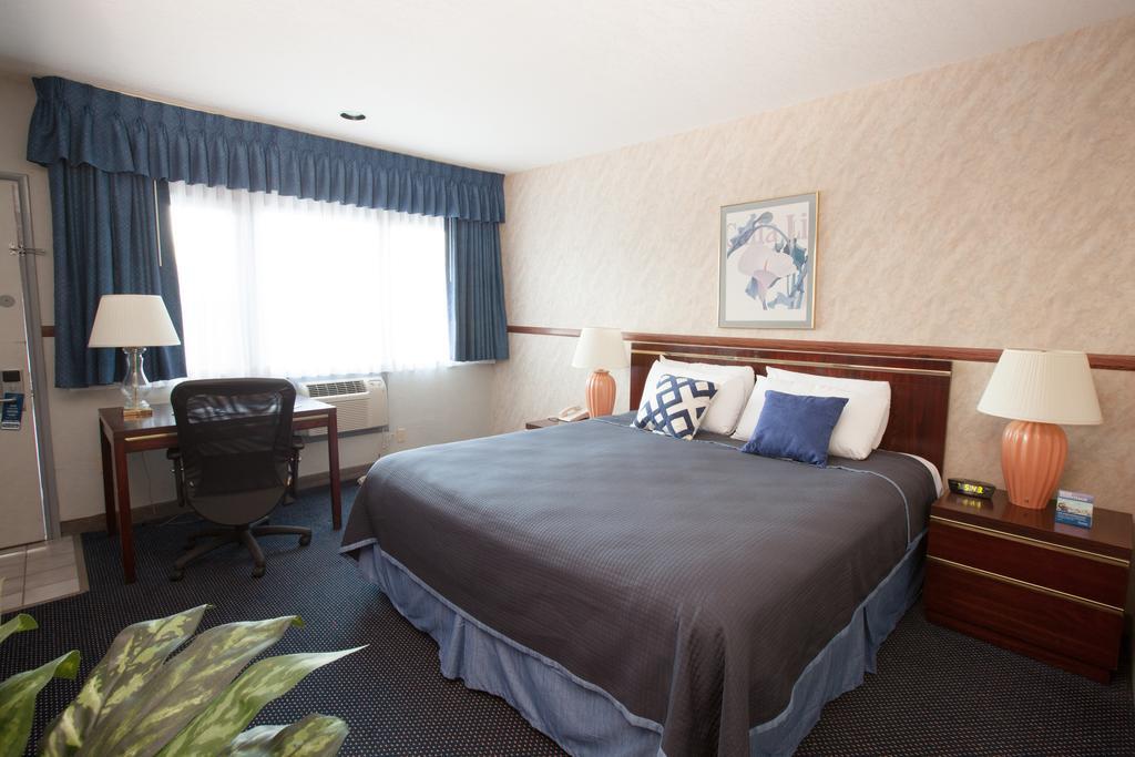 Travelodge Hotel At Lax Лос-Анджелес Номер фото