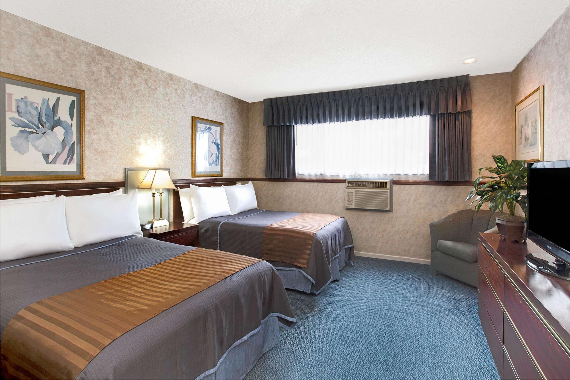 Travelodge Hotel At Lax Лос-Анджелес Экстерьер фото