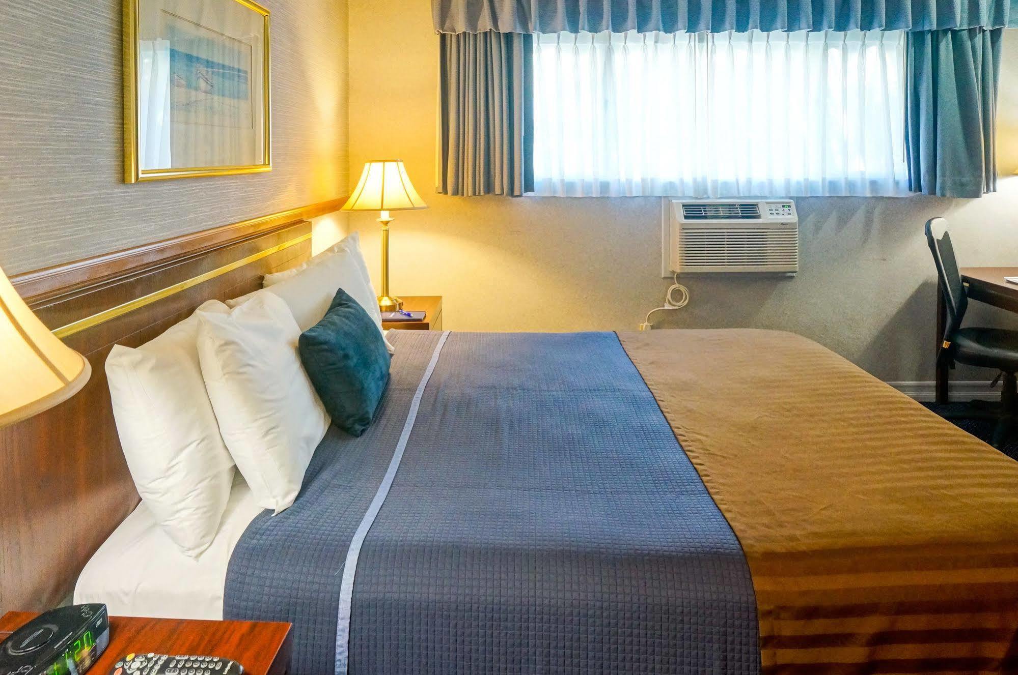 Travelodge Hotel At Lax Лос-Анджелес Экстерьер фото